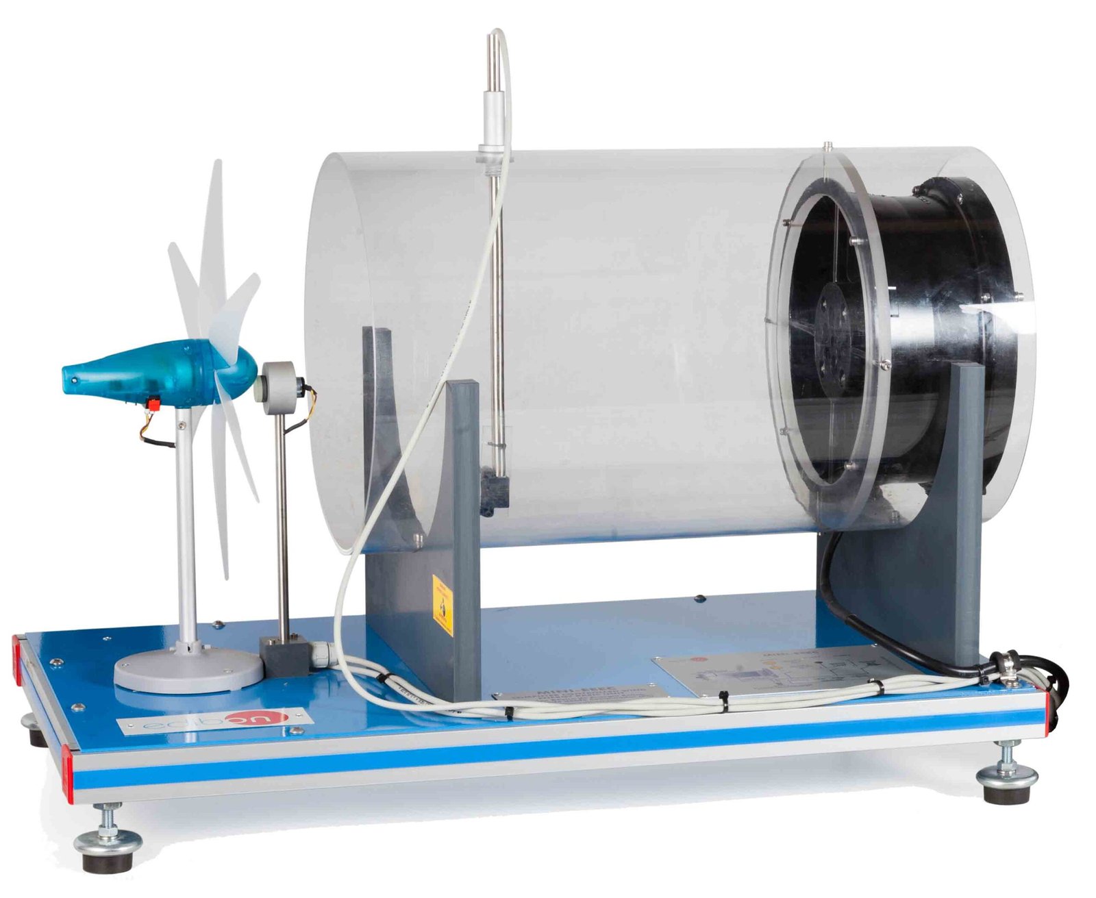 Equipo Básico de Energía Eólica, Controlado desde Computador (PC) 1 Equipo Básico de Energía Eólica, Controlado desde Computador (PC)