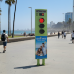 Publicidad contextual en espacios públicos: cómo aprovechar la radiación UV para conectar con tu marca